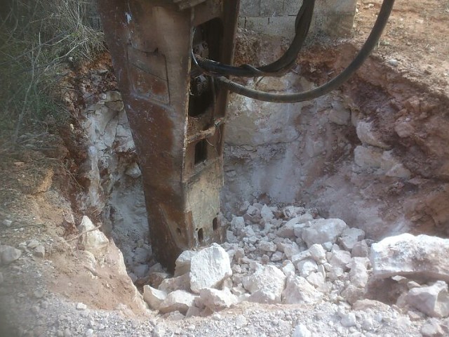 Excavation column holes