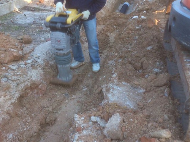 Elecnor water installation trench in Pedreguer